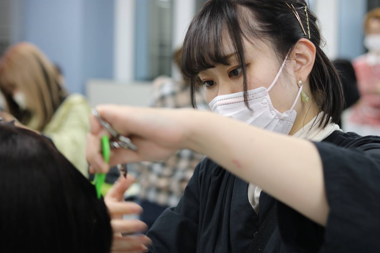 美容室1000 Group 愛知県美容師求人募集のお知らせ 美容室 1000 Group 美容師 募集 のお知らせ 美容室1000 Group 愛知県美容師求人募集のお知らせ 美容室 1000 Group 美容師 募集 のお知らせ