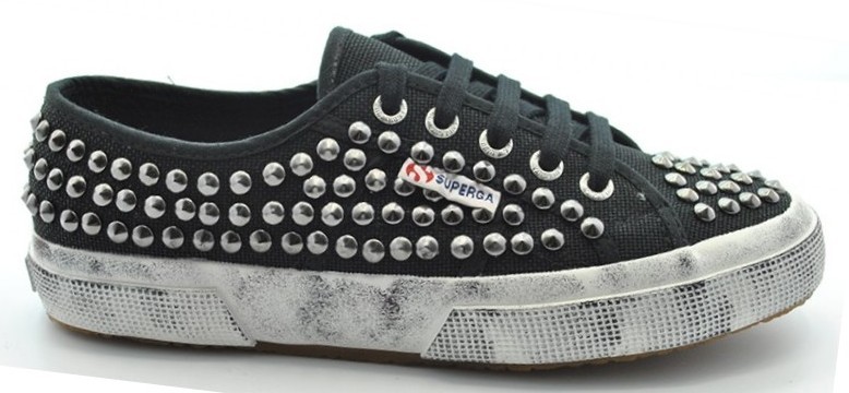 Superga con borchie online