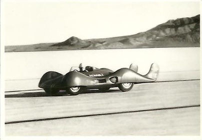 Réf : 77 01 412 701- Record du monde de vitesse de l'Etoile Filante sur le lac salé - USA - 1956
