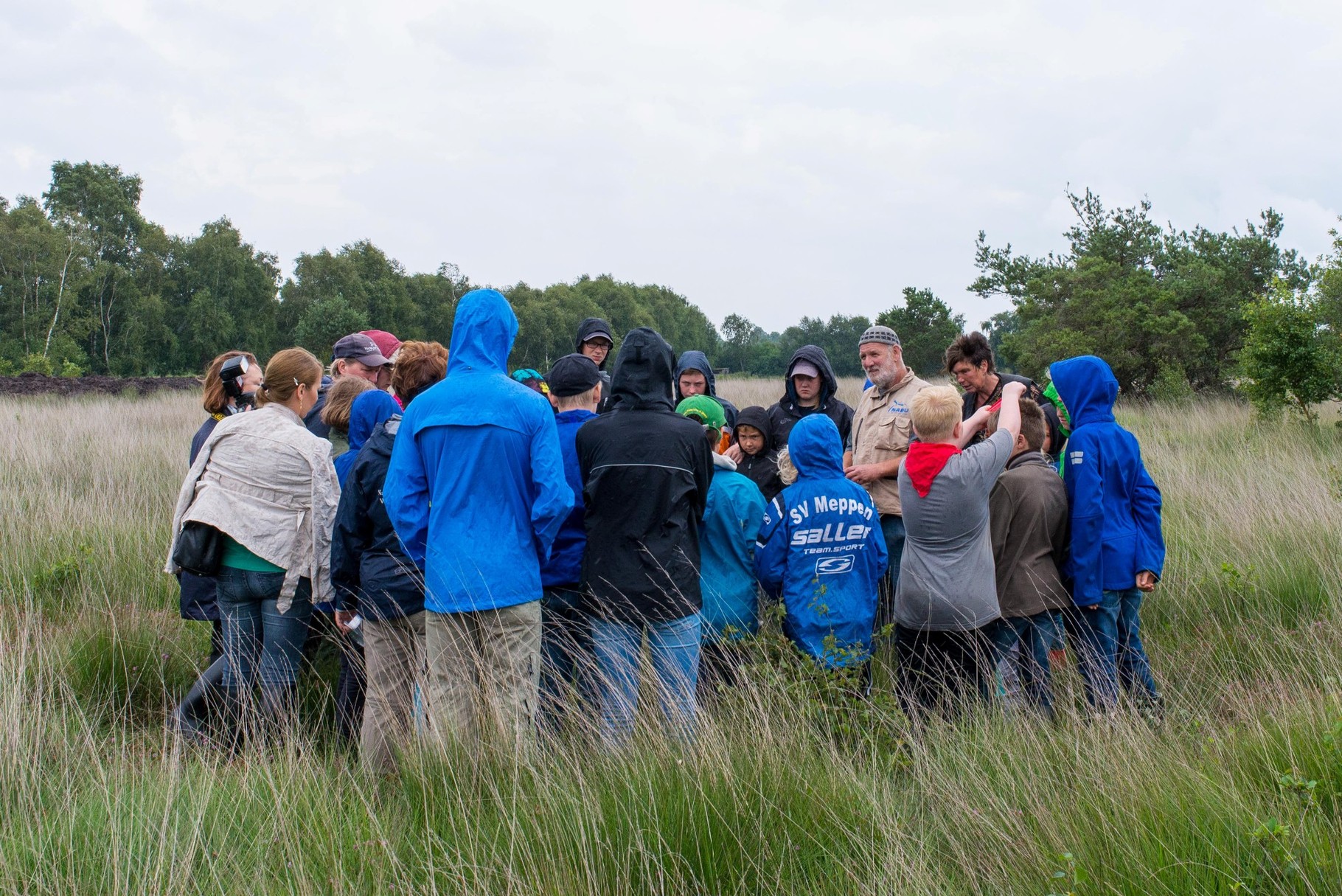 Exkursionmit Junior Ranger im Dalum-Geester Moor