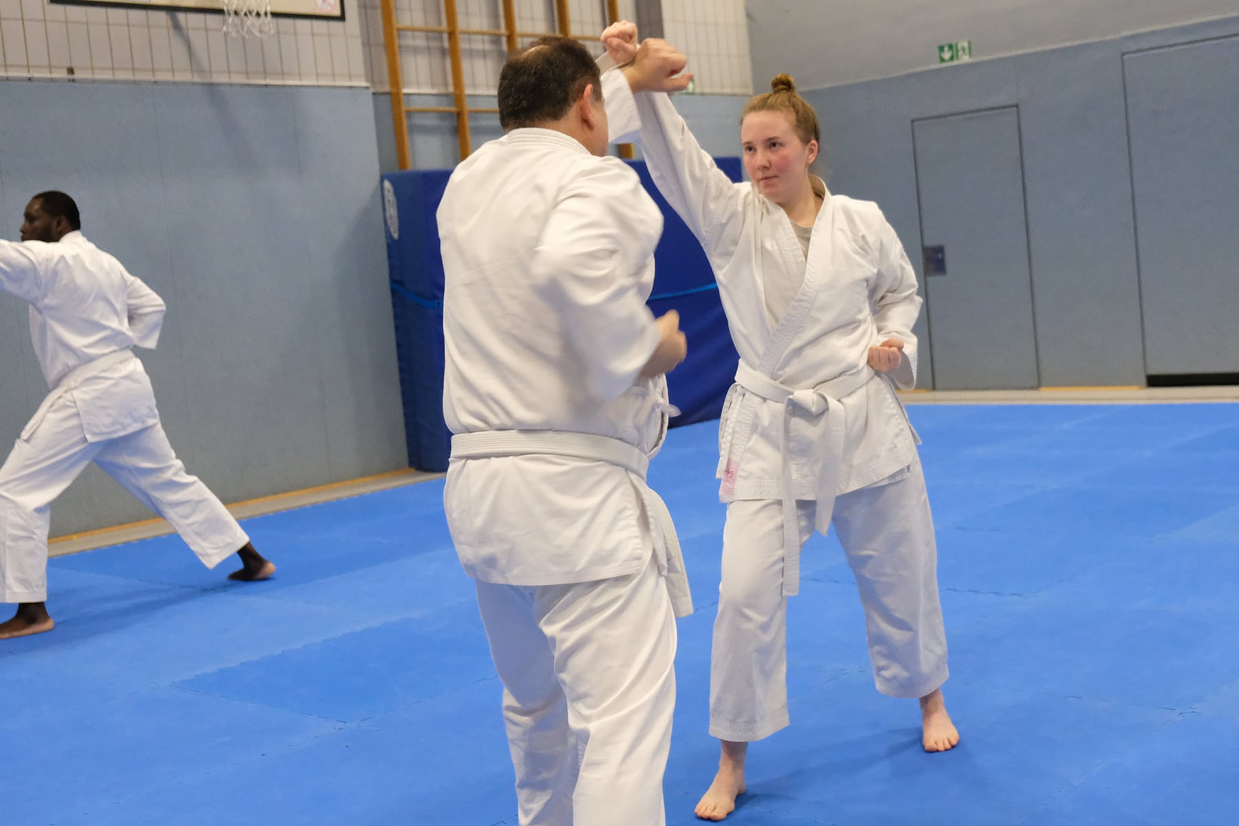 Bushido Köln Karate - Partnertraining und Kumite im Anfängerkurs