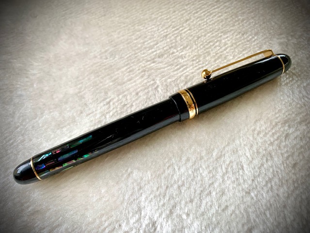 あなたの愛用のペンやグリップを螺鈿の漆塗り仕上げに… - 螺鈿の高級