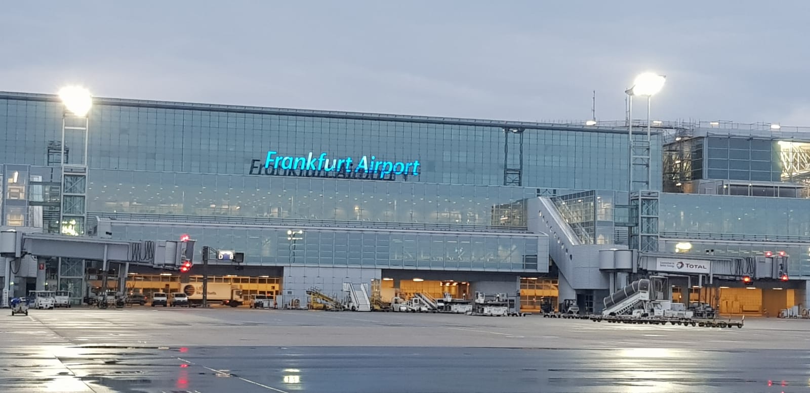 Hotel Mit Shuttle-service Frankfurt Flughafen apark-tiefgarage.jimdofree.com