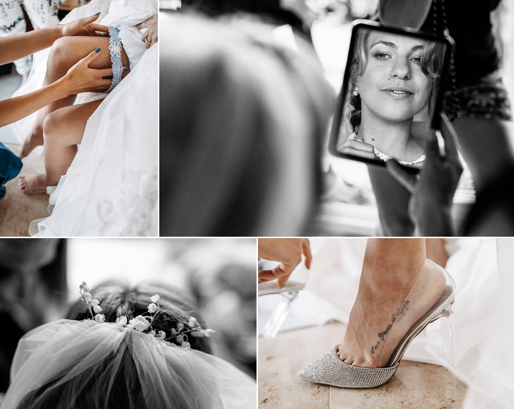 Das weiße Brautkleid hängt am Morgen der Hochzeit im hellen Elternhaus von Fabian.