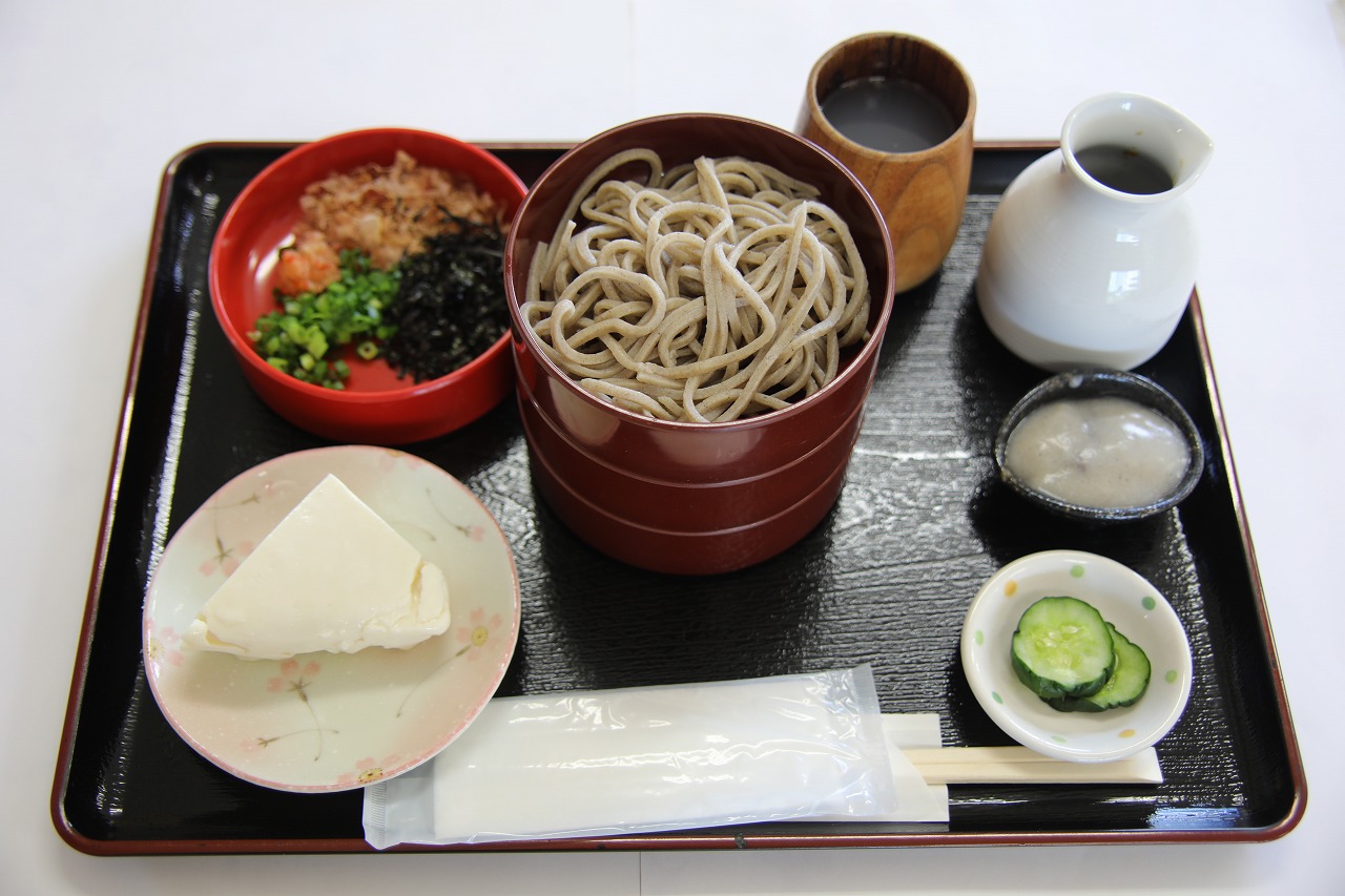 川西そば工房 ～水車で挽く 風味豊かな こしの強いそば～ - 川西そば工房