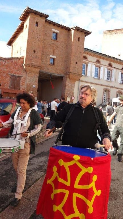 Jean-Michel et Jackie OGIER aux tambours - Bassacada à Fête du Figuier 20/10/2013