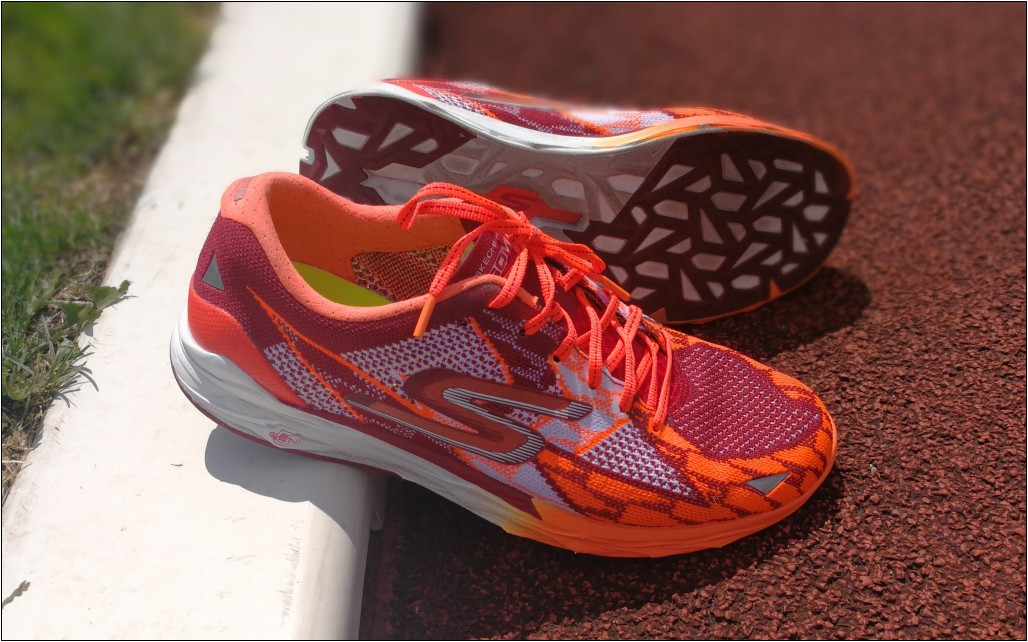Testbericht Der Gomeb Speed 4 Von Skechers Im Praxistest Werbung Laufblog Fur Hobbylaufer Die Das Laufen Lieben