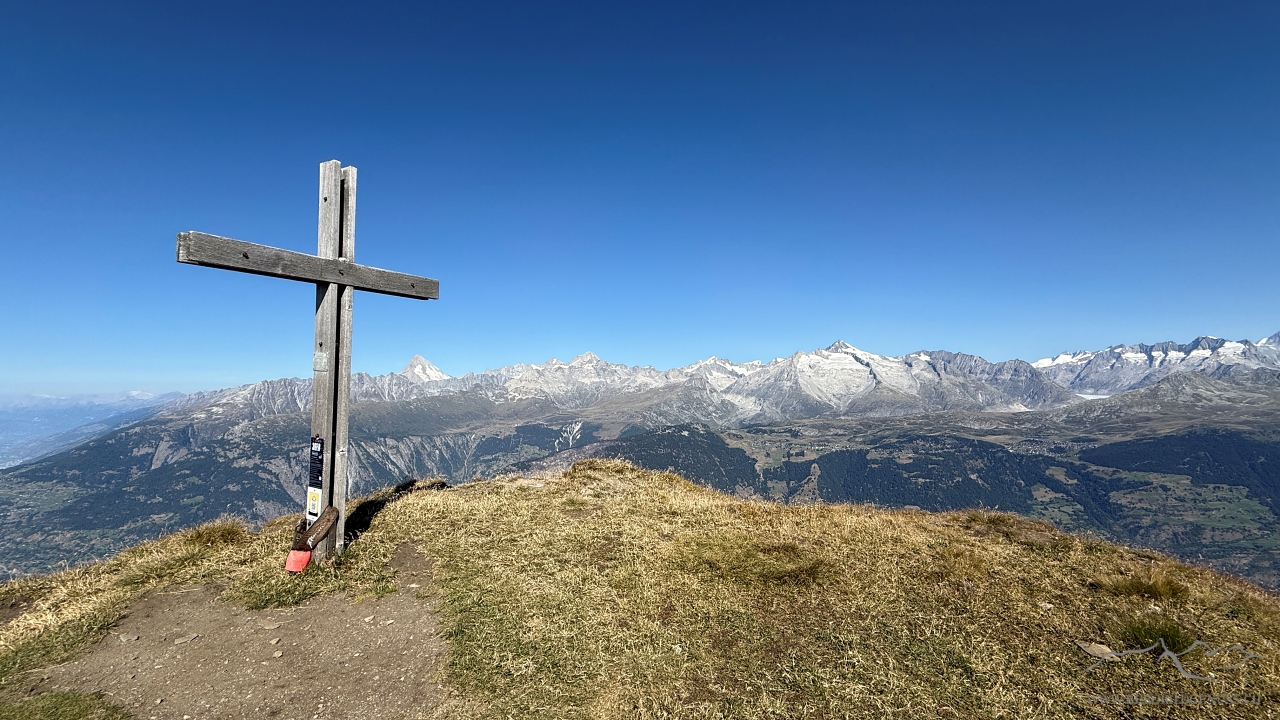 Auf dem ersten Gipfel des Tages - dem Folluhorn