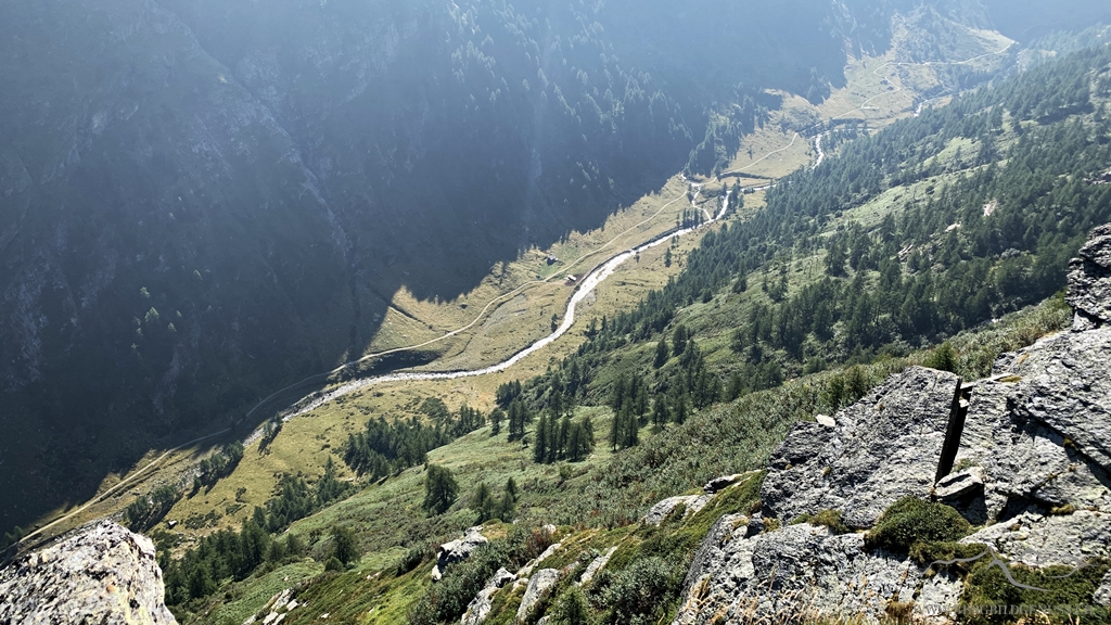 Tiefblick ins Val Carassin