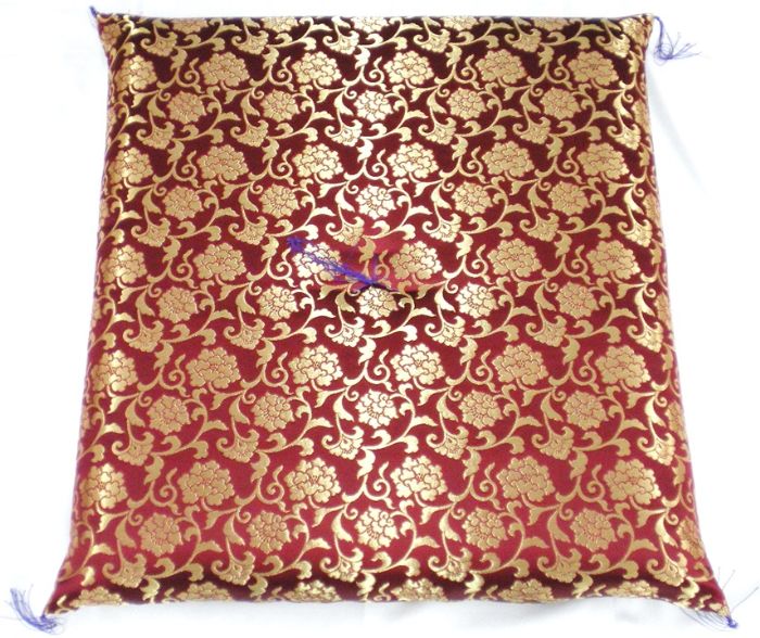 仏前布団唐草金通(圧縮綿)#31 赤色 仏前布団唐草金通(圧縮綿)#31 赤色