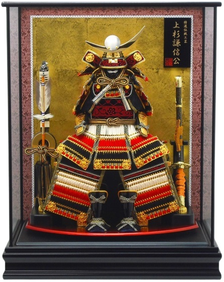 鎧ケース飾り 5号 上杉鎧（G730） - 伽楠（かなん）