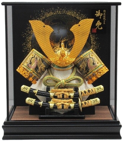 兜ケース飾り 12号 彫金大鍬兜（G1156）