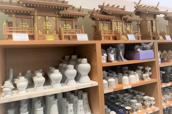 神棚や神具も取り扱い