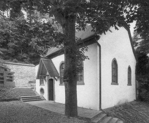 Das Synagogengebäude von Südosten