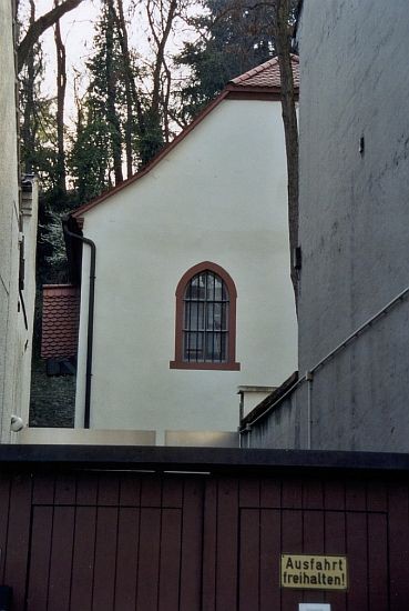 Blick zur Synagoge von der Wormser Straße