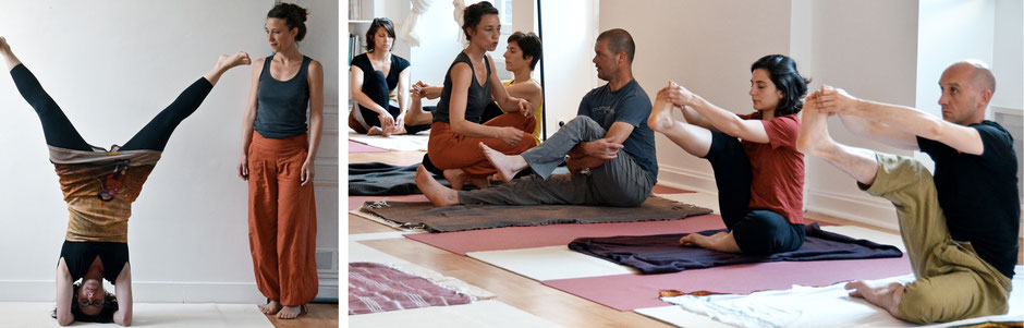Une séance d'APPROFONDISSEMENT de Hatha Yoga en présence de l'enseignante qui ajuste la posture la pratique pour chacun.e. Posture : posture sur la tête - Pince à une jambe levée.