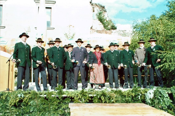 60-jähriges Gründungsfest des Jagd.-und Naturschutzvereins St. Hubertus am 9.9.2007 In der Burgruine Gars