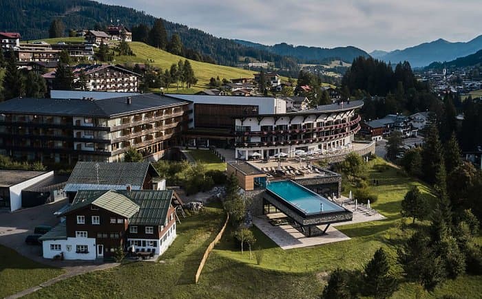 Ofen Hotel Österreich (ca. 38.000 Lfm Silikonfugen)