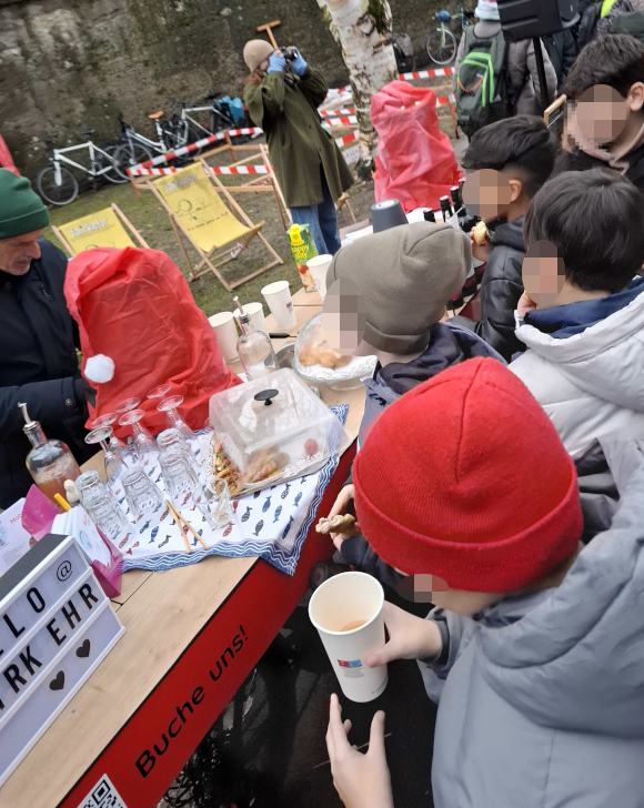 Wollmilchfisch - Kinderpunsch aus dem Bar Bike begeistert den Nachwuchs 