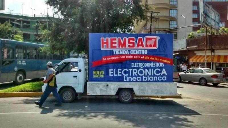 Vallas moviles en Monterrey, Nuevo Leon, Mexico. Renta, los 365 días del año.