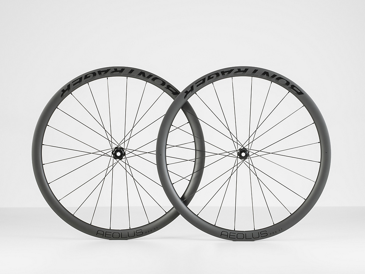 Lightweight, high performance wheels