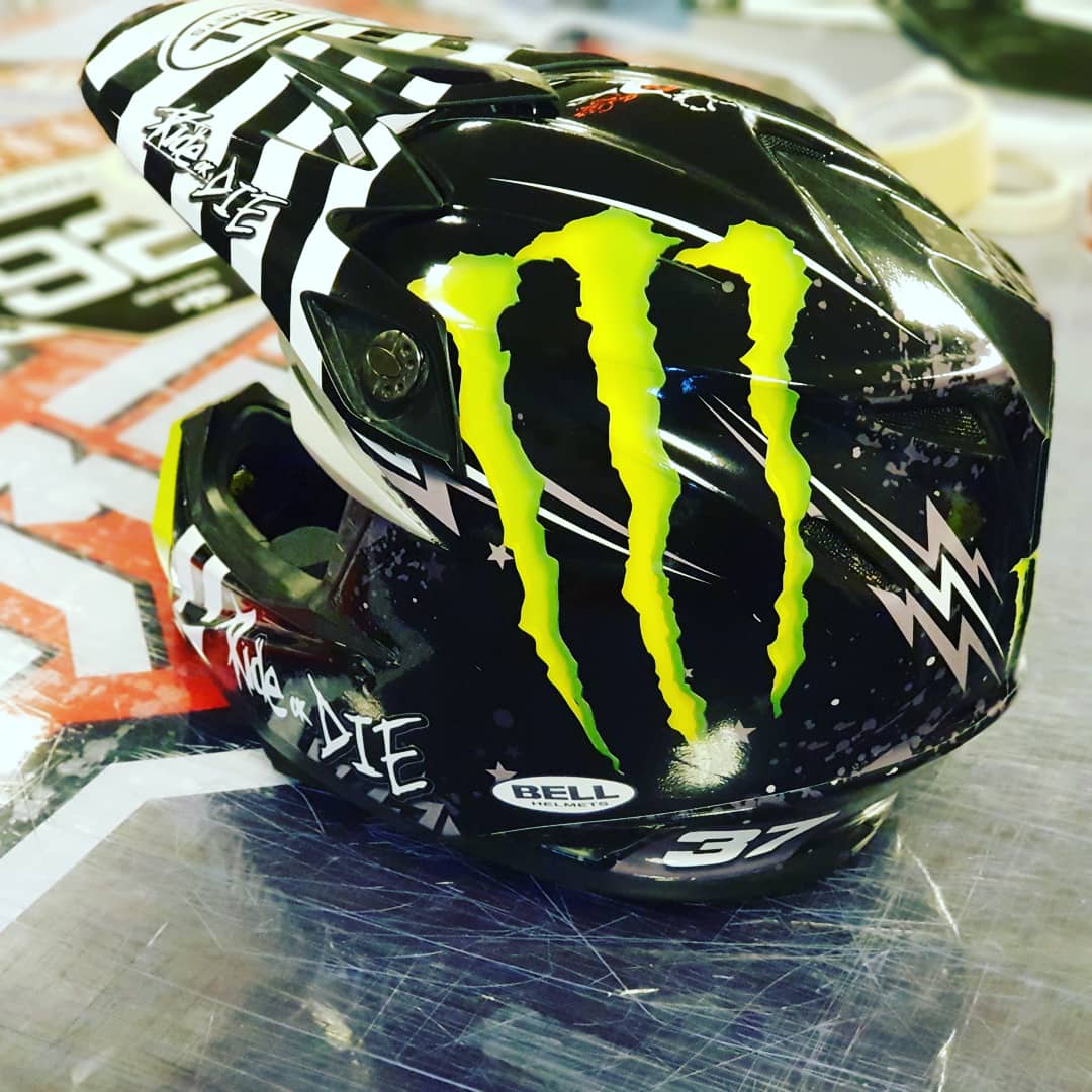 BELL MOTO9 (SMALL) - Best Fitting MX 