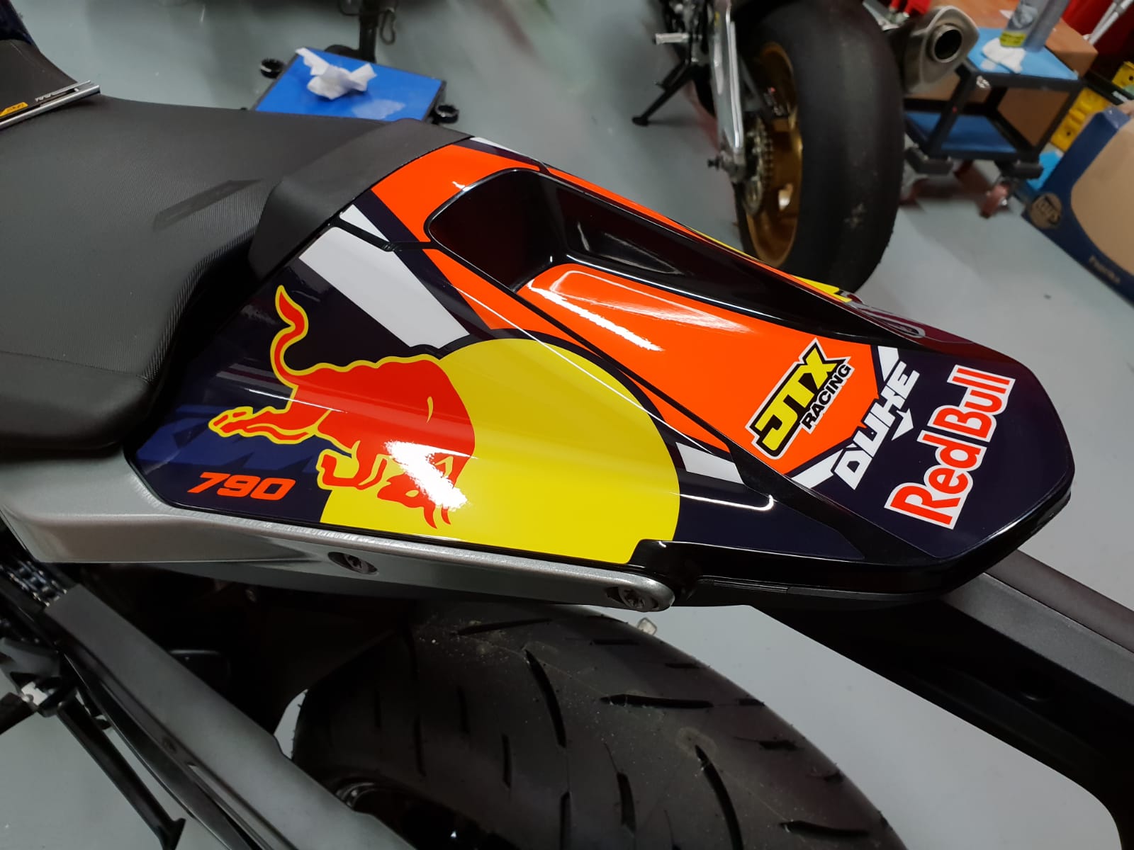 Ktm 790 2024 duke red bull