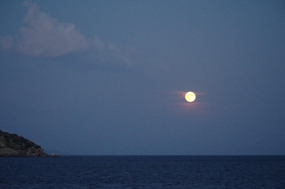 Vollmond vor Anker