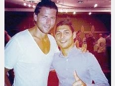 Roman Weidenfeller mit Fussball Künstler und Artist Saki