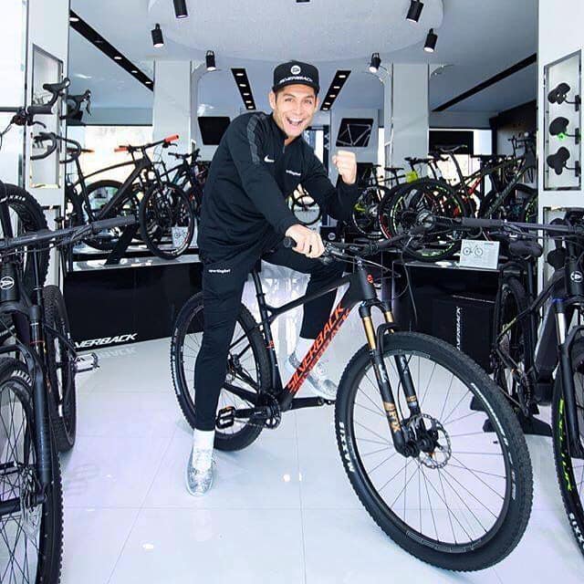 Saki Brand Ambassador Markenbotschafter Silverback Bikes Fahrräder
