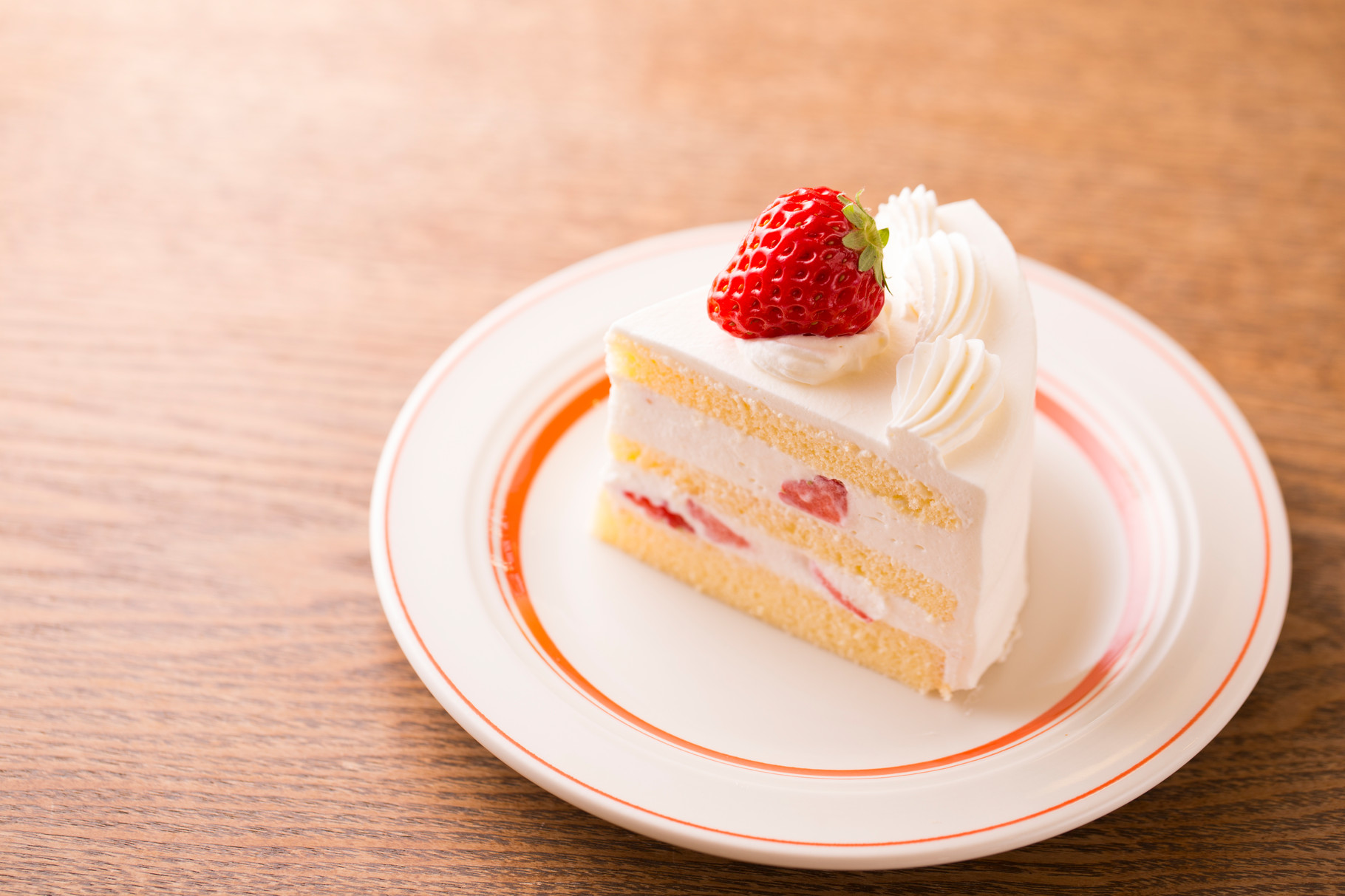 みんな大好き　ショートケーキ！パティシエの気分で登場します。