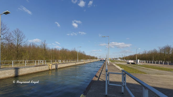 rhein-herne-kanal schleuse herne-ost schleusenkammer nordschleuse