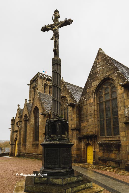 lannion brittany france church cross