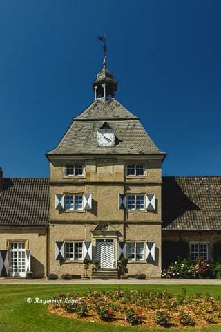 schloss westerwinkel vorburg uhrenturm