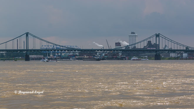 rhein krefeld-uerdingen