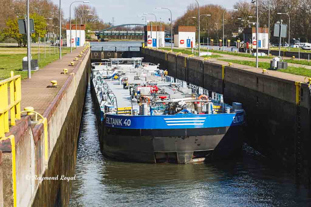 rhein herne canal oberhausen locks