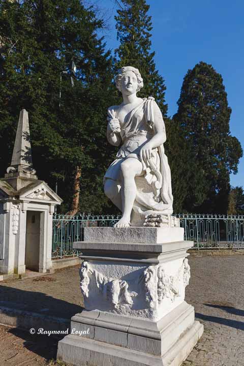 benrath palace atalante sculpture