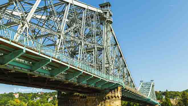 dresden loschwitzer bruecke das blaue wunder