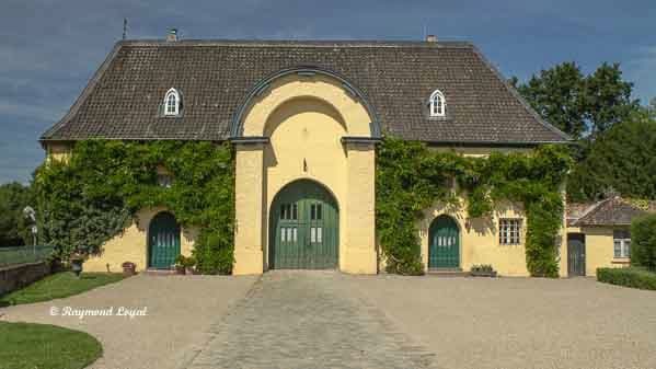 linn castle tithe barn