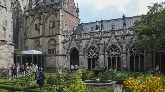 cloister utrecht cathedral