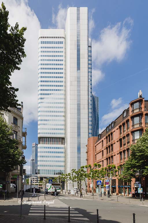 frankfurt skyline