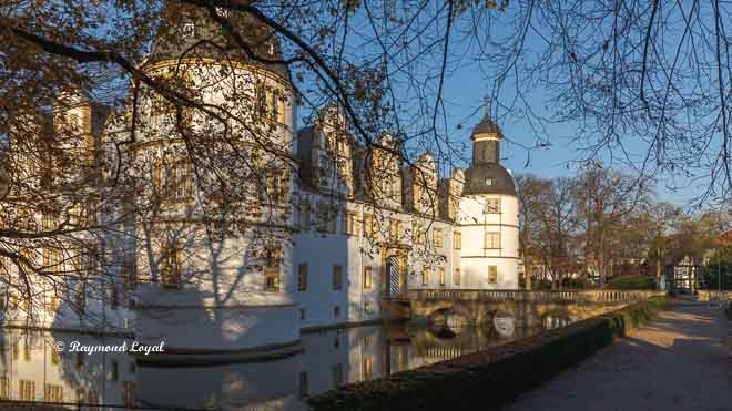 neuhaus castle paderborn