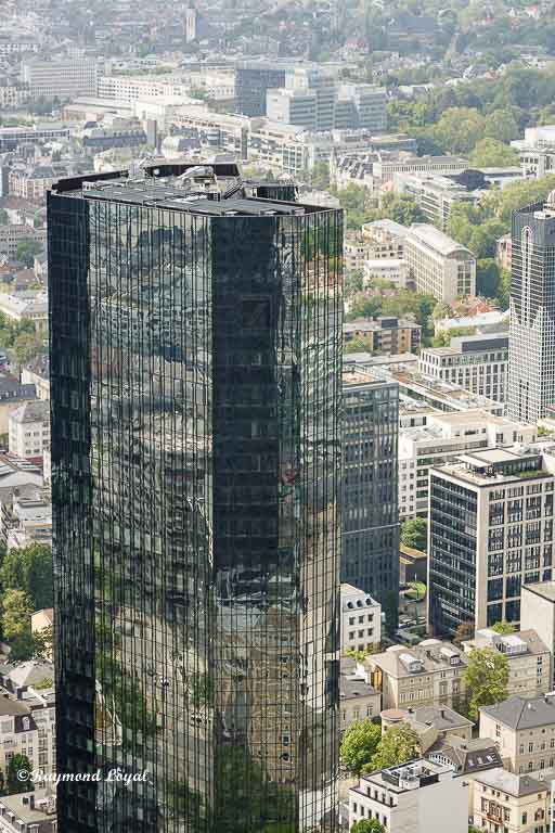 frankfurt main skyscraper