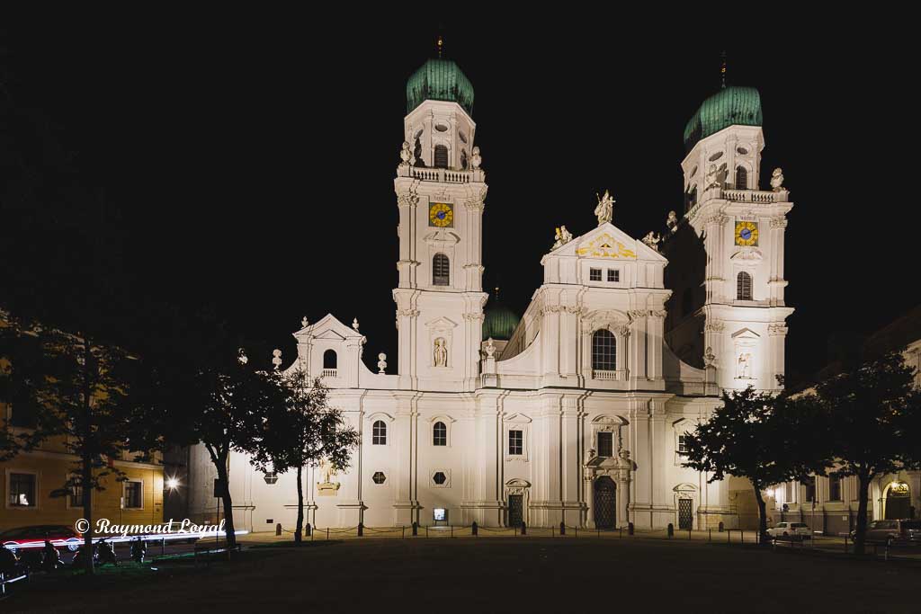 passau cathedral image