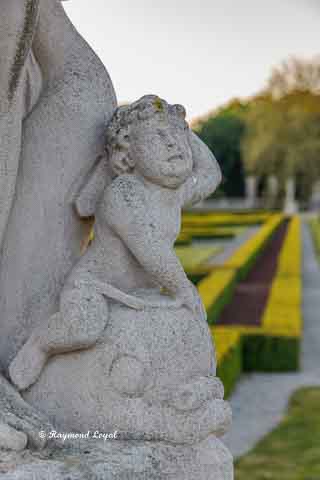 schloss nordkirchen broderierparterre amoretten