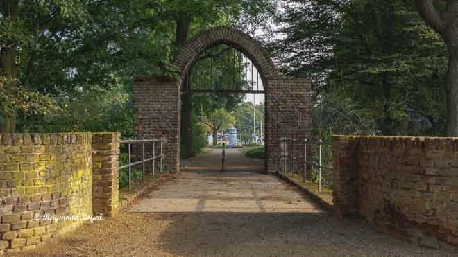 linn castle gate