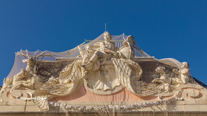 schloss benrath suedfassade giebel