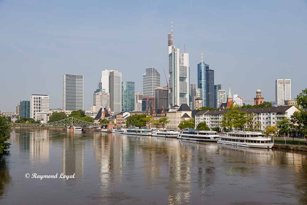 frankfurt skyline
