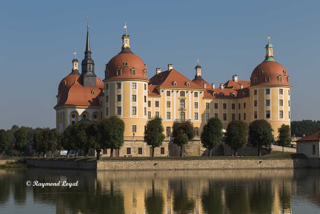 moritzburg palace dresden image