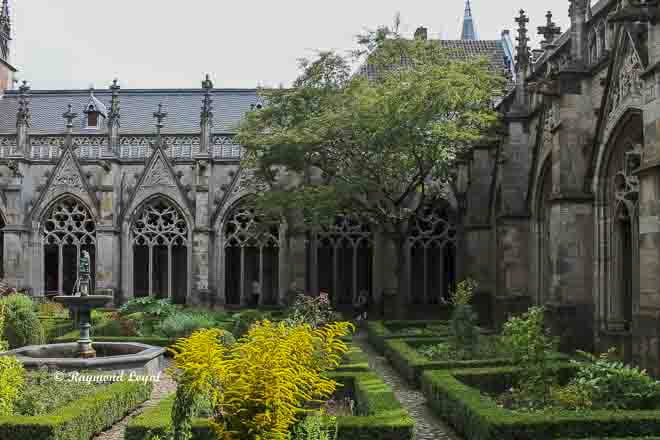 cloister utrecht cathedral